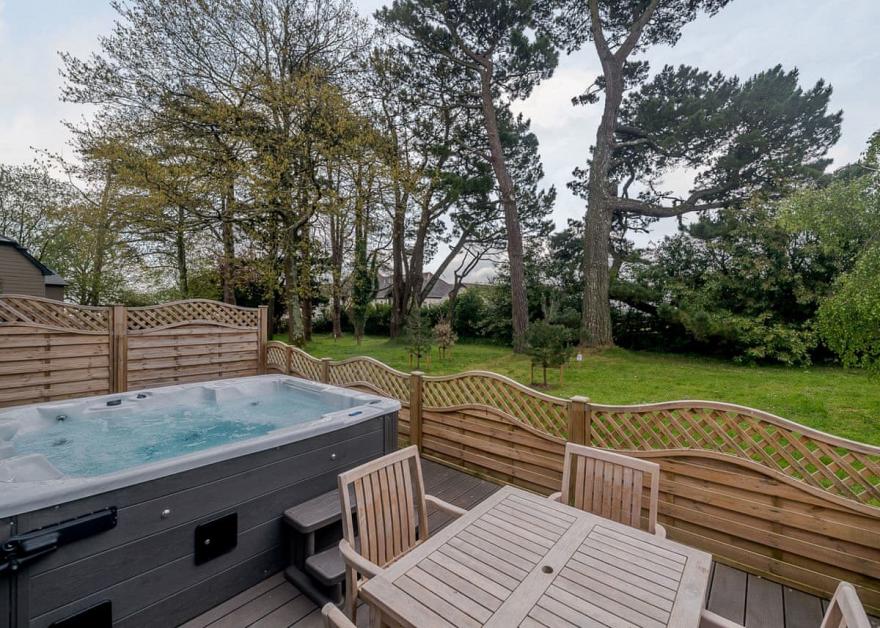 Woodland Lodge 2 Spa