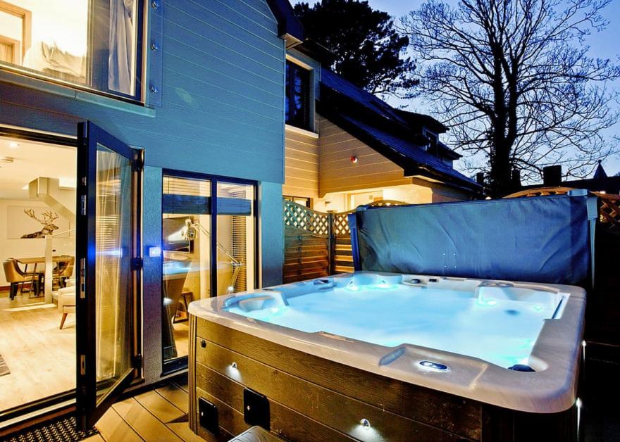 Woodland Lodge 2 Spa