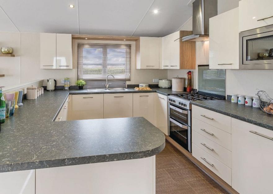 Deluxe Lodge 2 (Pet)