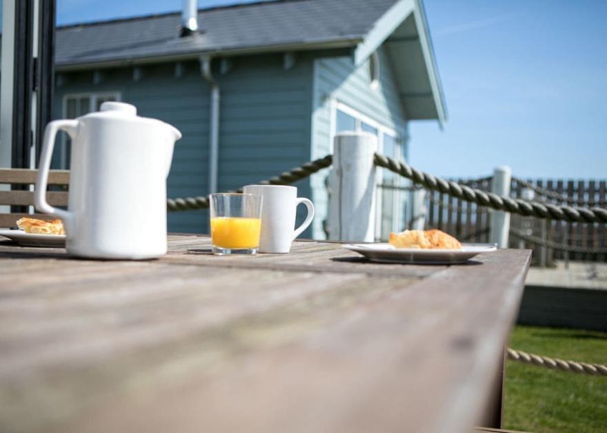 Superior Beach House 2