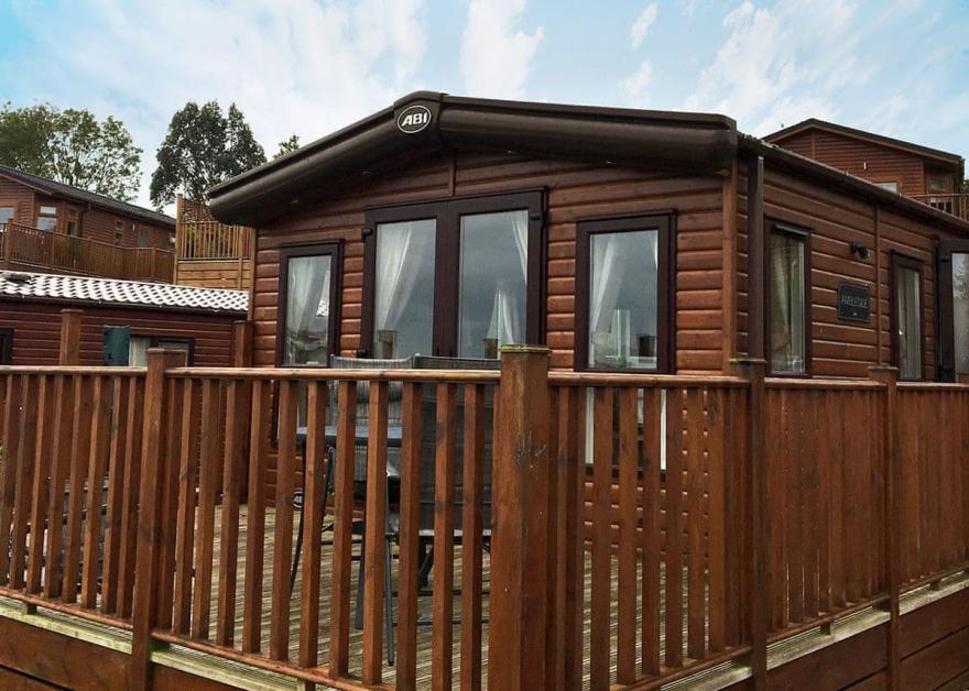 Country Holiday Home Four VIP Platinum