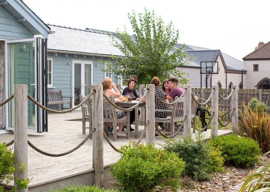 Premium Beach House 3