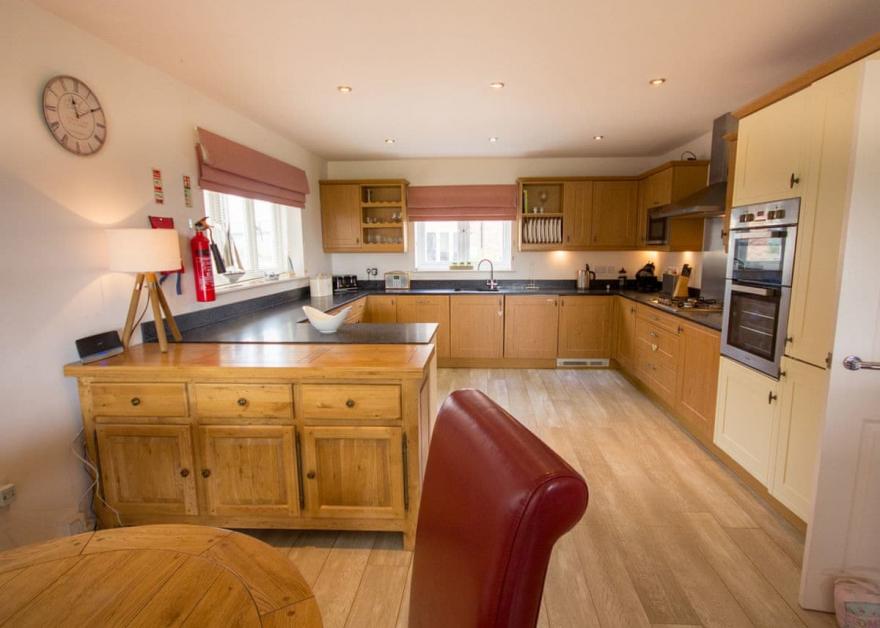 Superior Plus Cottage 4 (Pet)