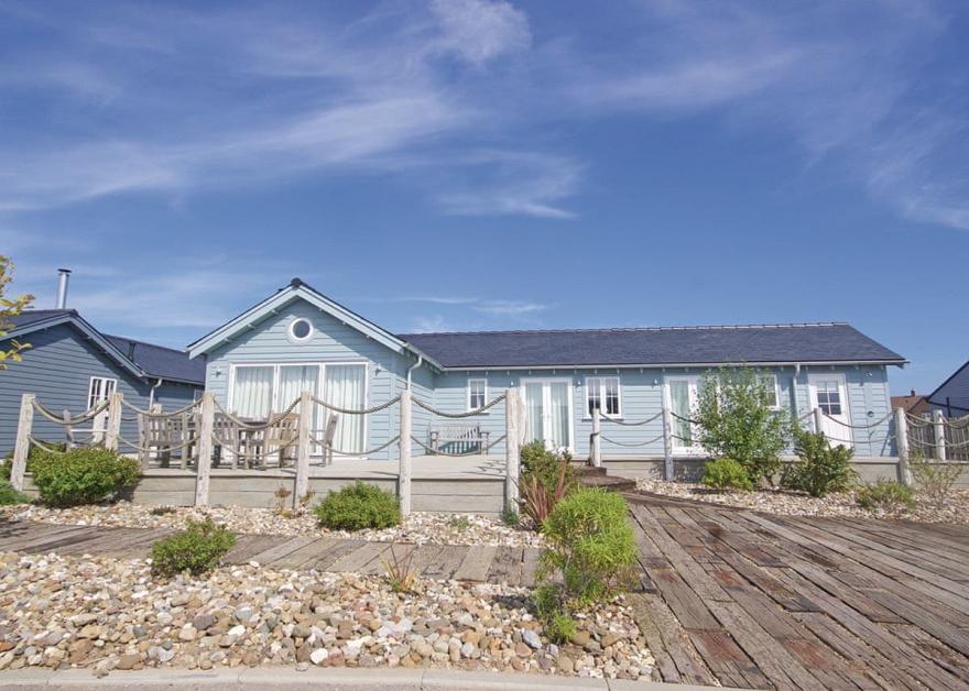 Premium Beach House 3 Pet