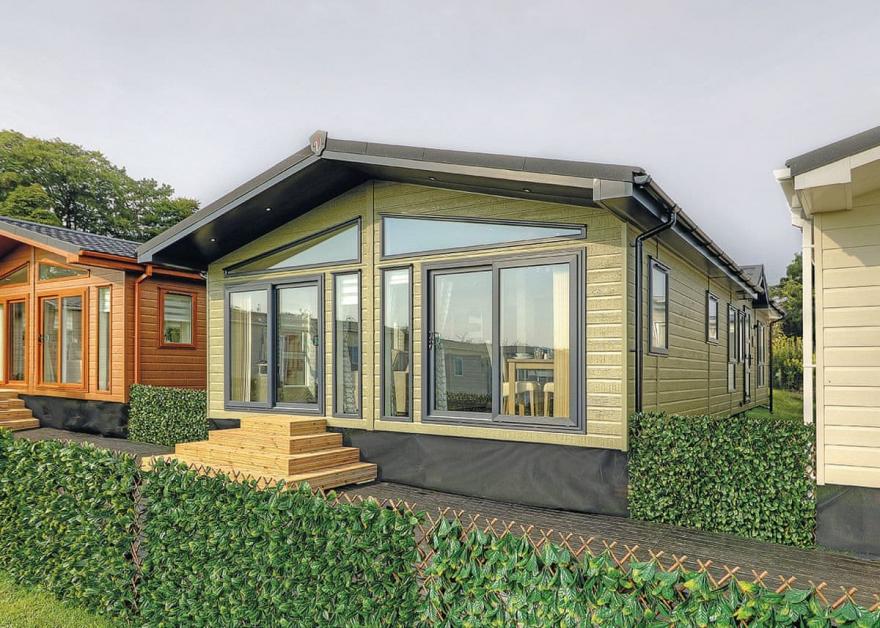 Lakeside Absolute Pet