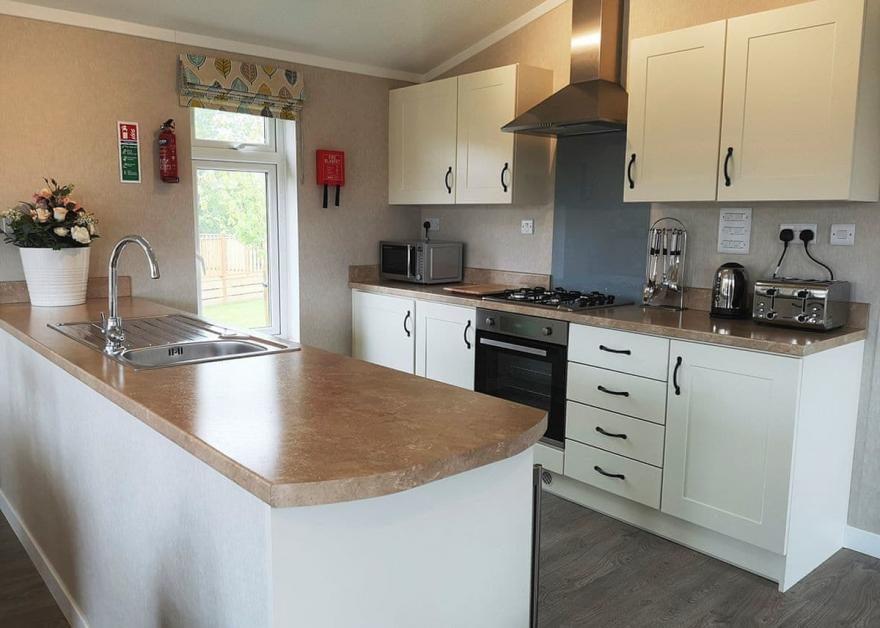 Chalet Six VIP Platinum