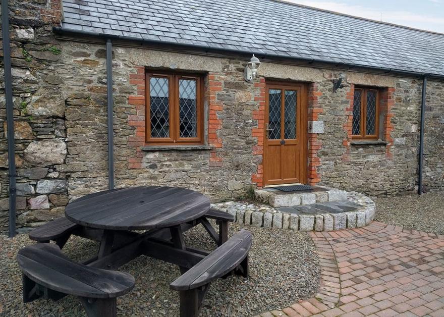 Fox Courtyard Cottage