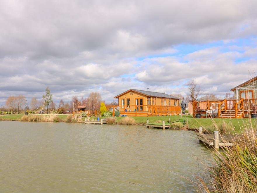 Lake View Lodge
