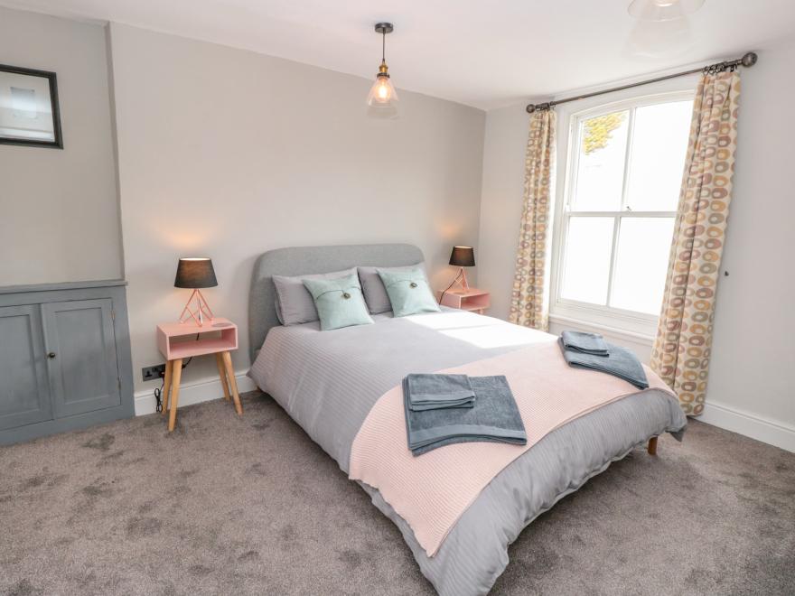 34b Clarence Street