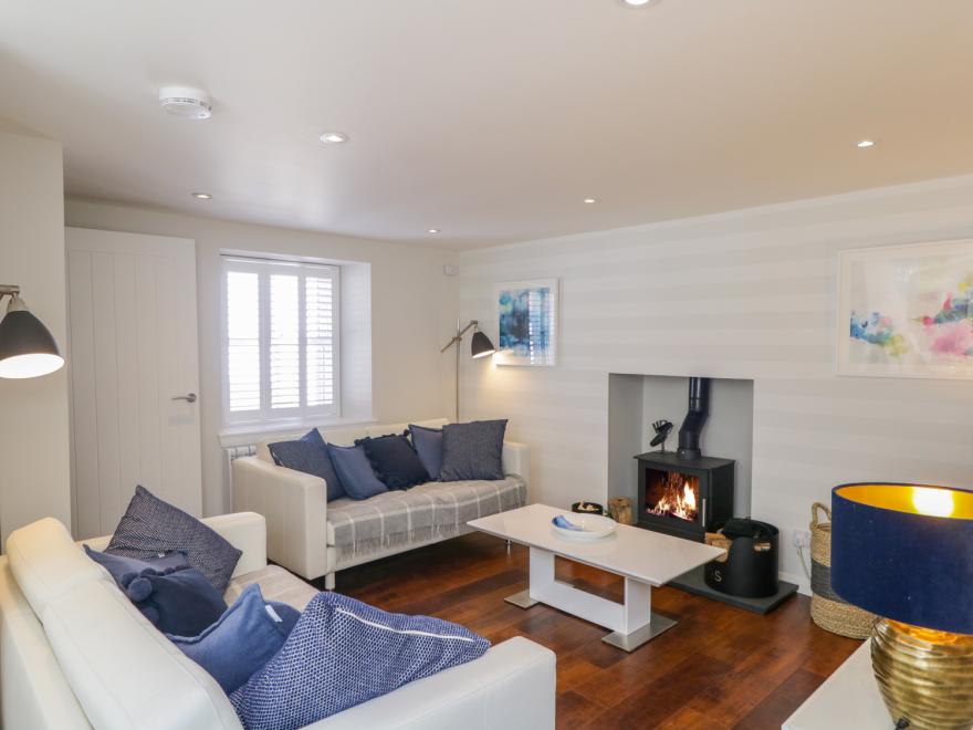36 Sandend Village