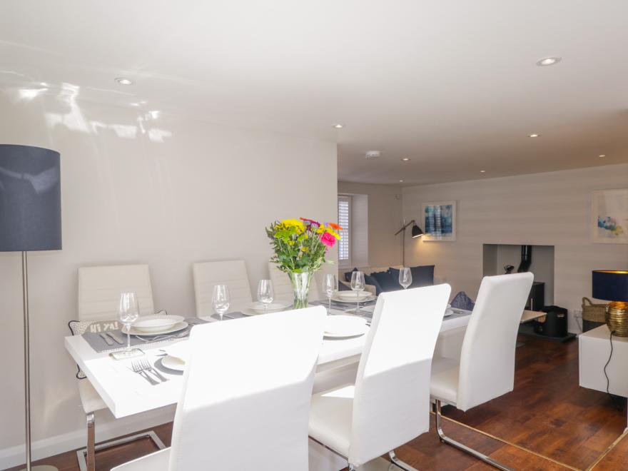 36 Sandend Village