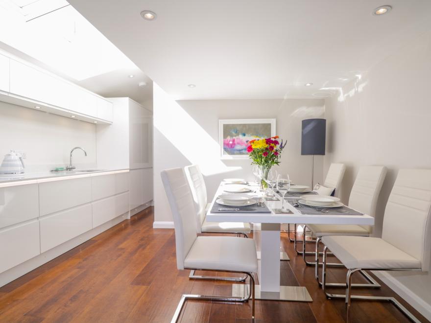 36 Sandend Village