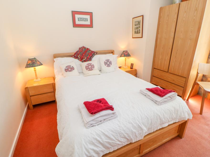 Simonside Apartment