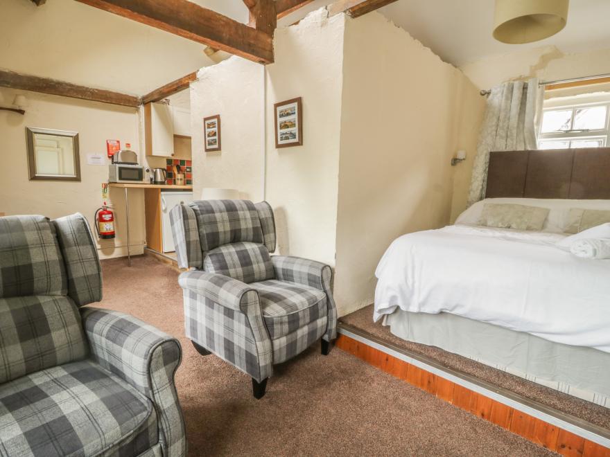 Mews Studio Cottage 5