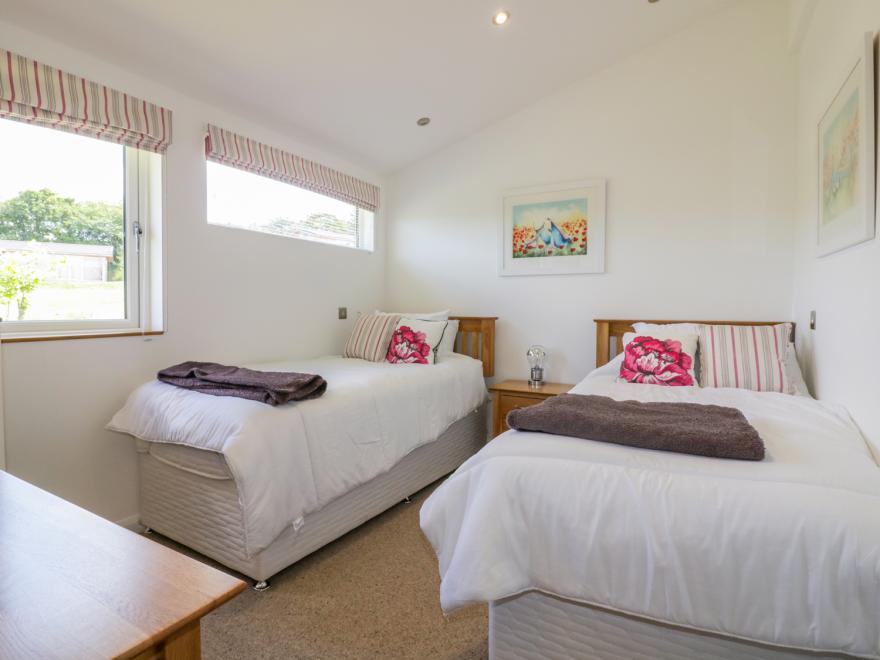 6 Valley View