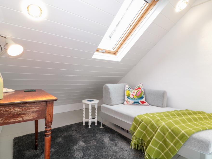 1 Jubilee Cottage