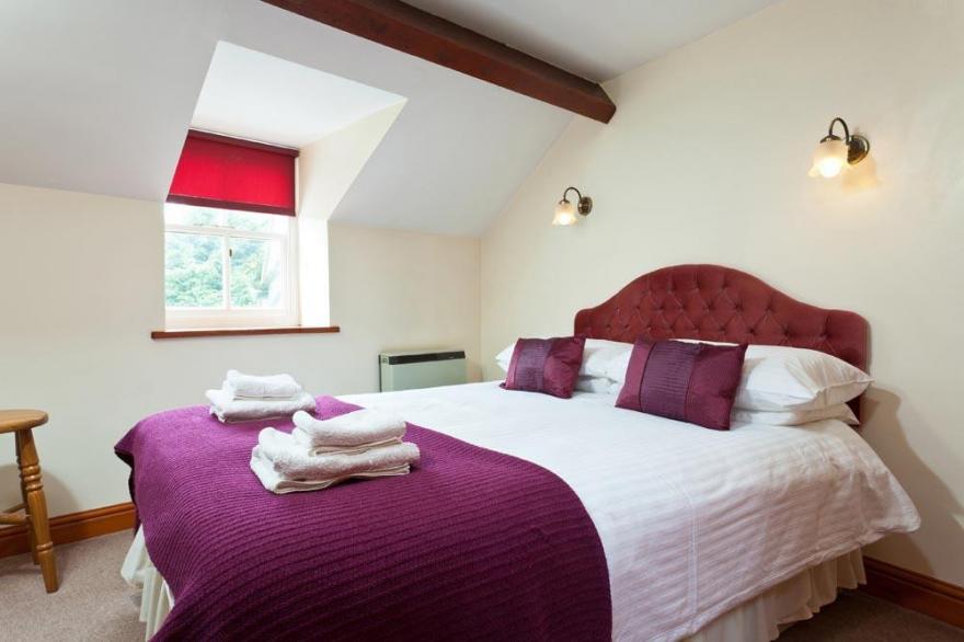 Low Croft Cottage