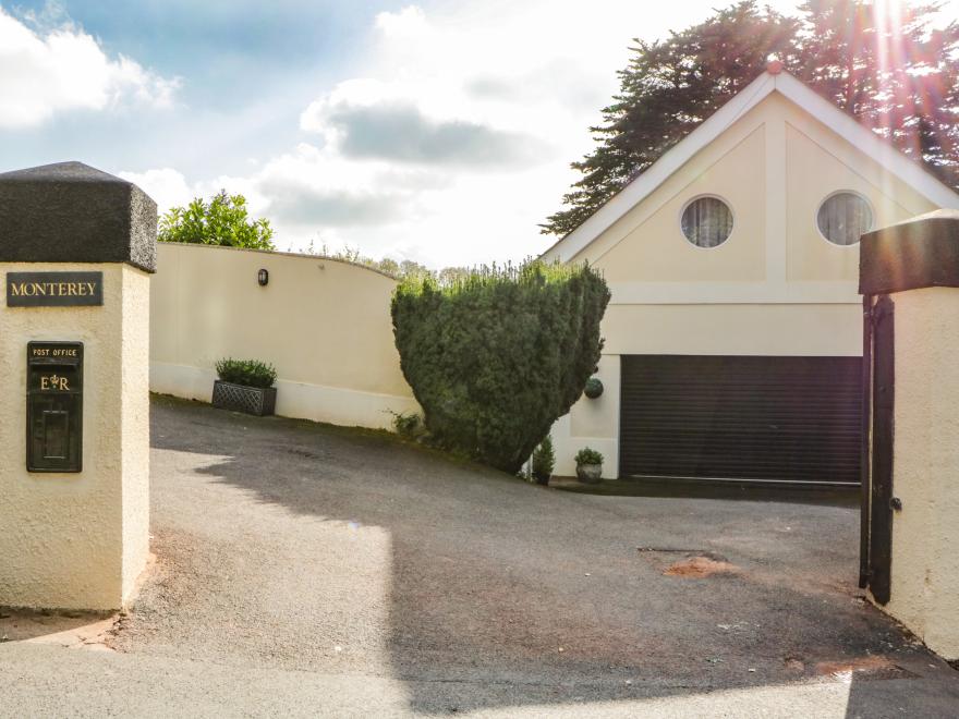 Monterey Mews