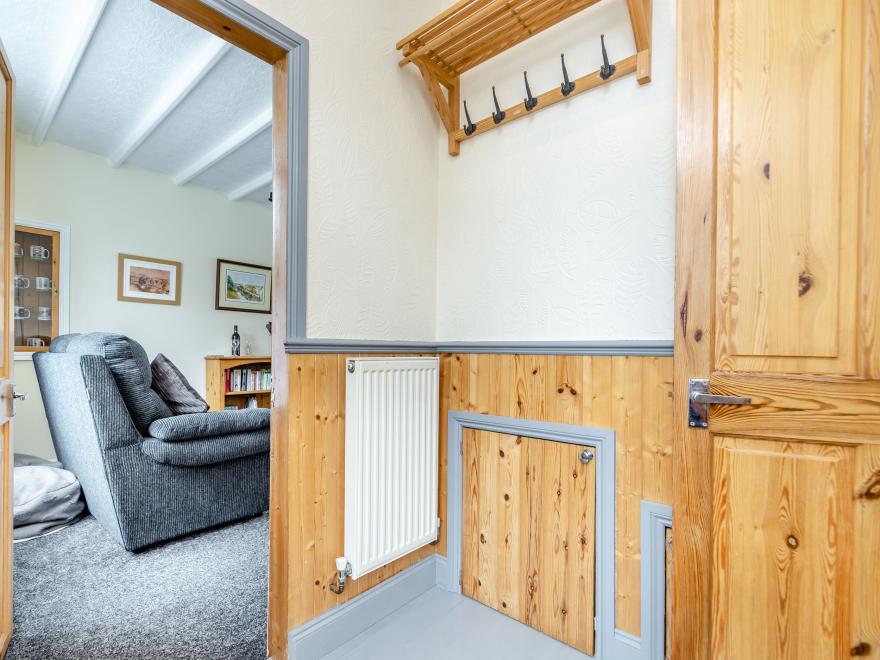 Esklets Cottage