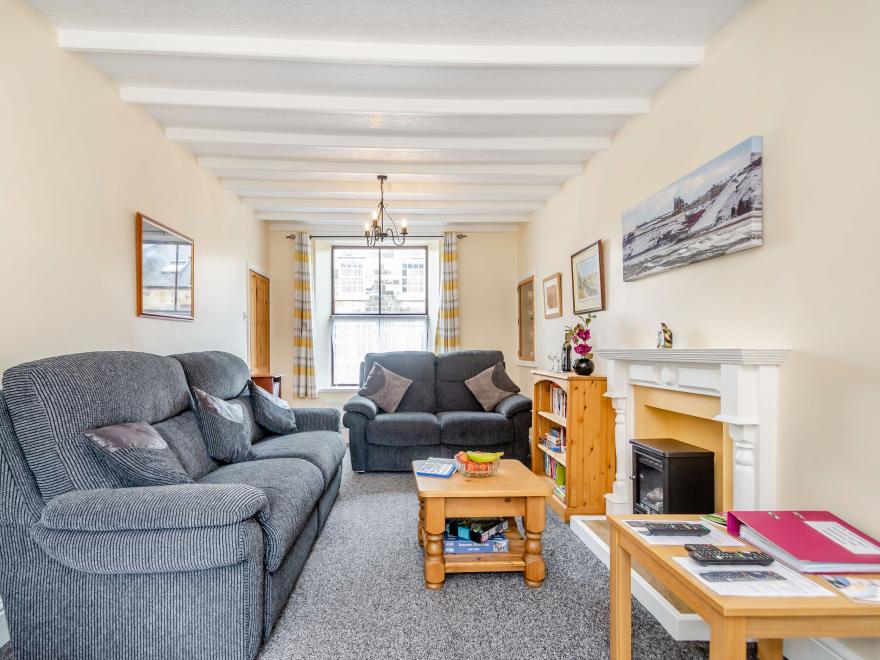 Esklets Cottage