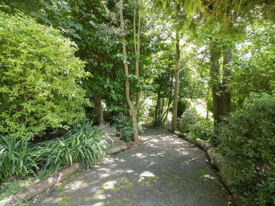 Brambleside Lodge