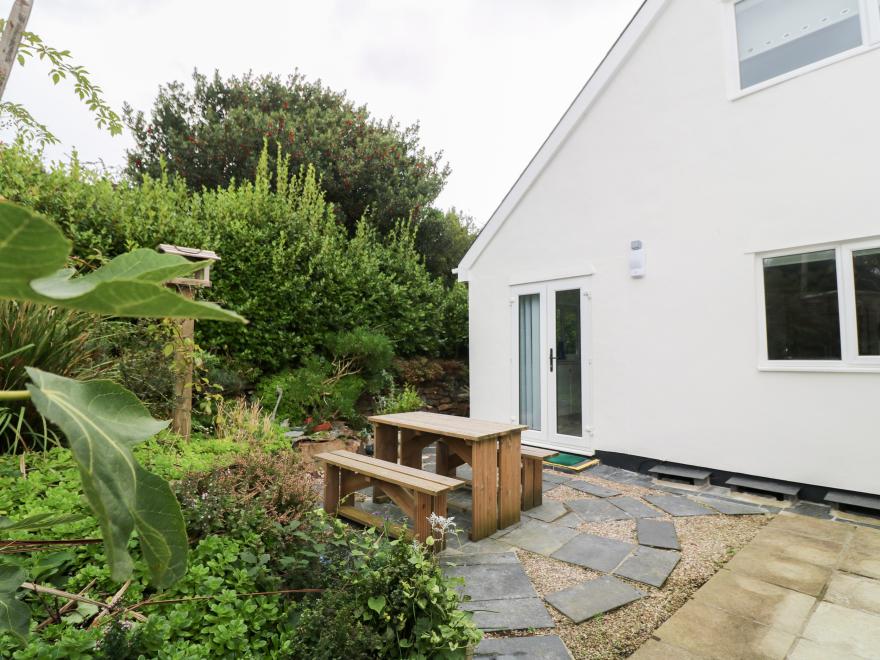 Alice Cottage