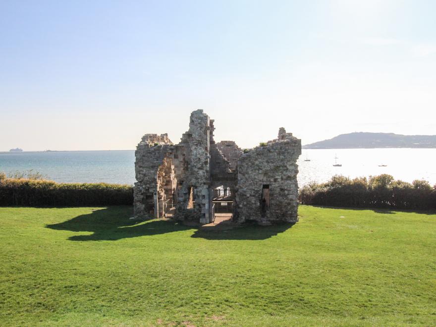 Castle Cove View