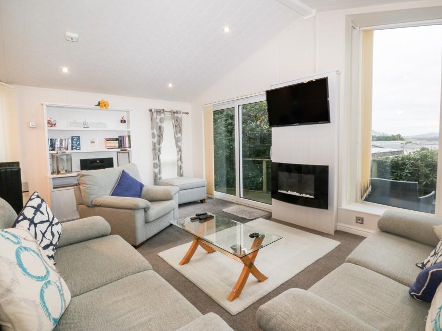 Oyster Bay Lodge