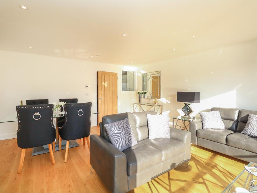 Harbourside Haven Apartment 2