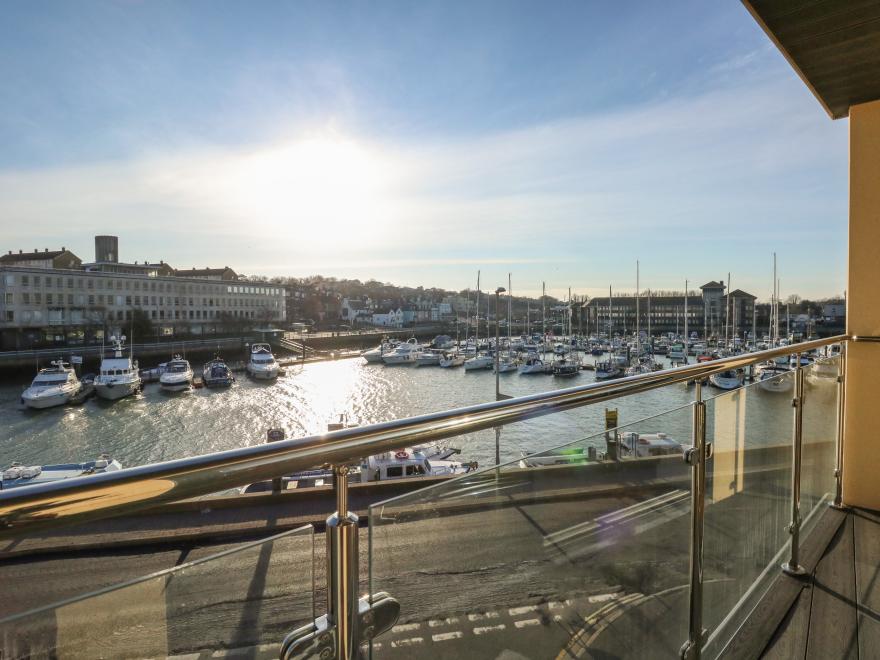 Harbourside Haven Apartment 3