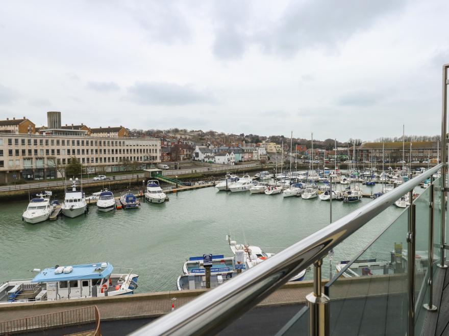 Harbourside Haven Penthouse 2