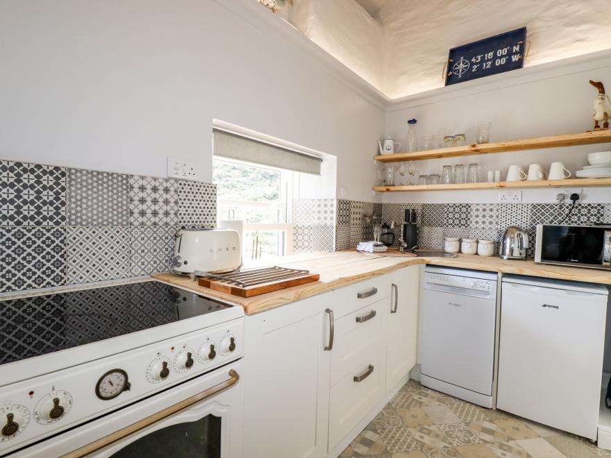 2 Cliff Cottages