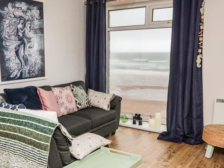 Sea Snug