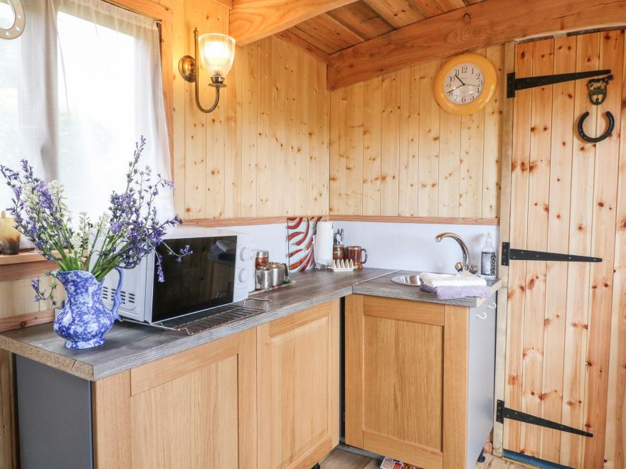 Packhorse Shepherd’s Hut