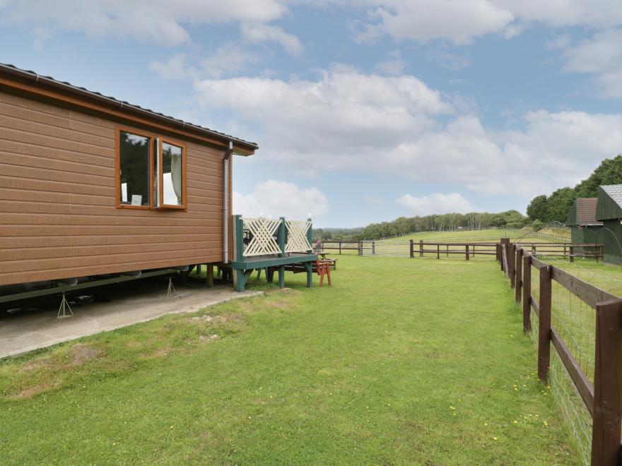 Hill View, Lilac Lodge