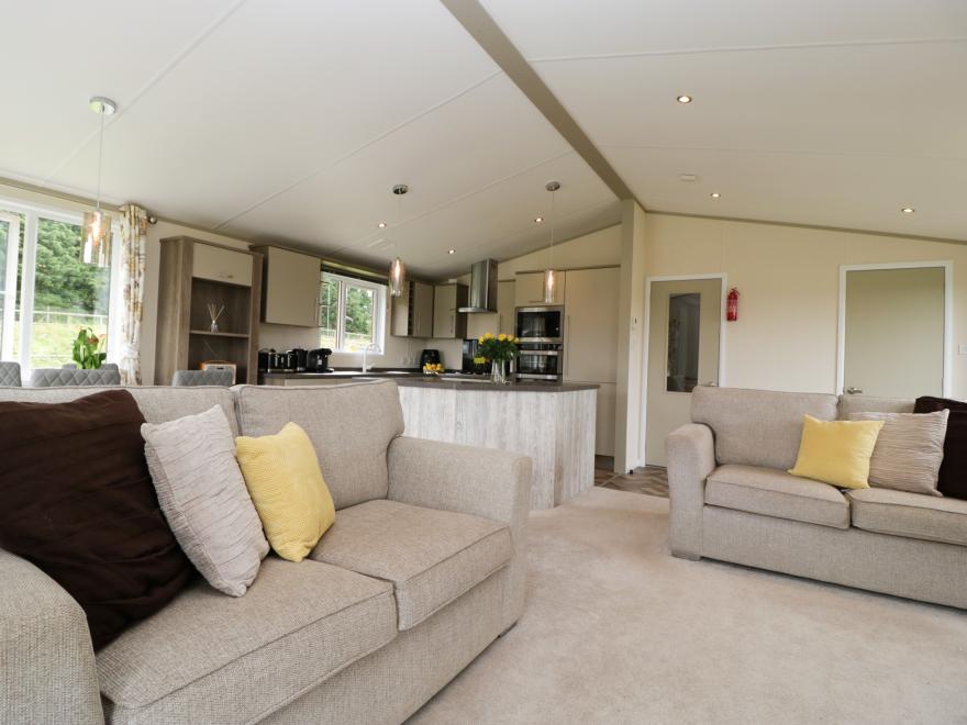 Hill View, Lilac Lodge