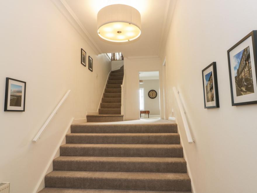 7a Belvoir Terrace