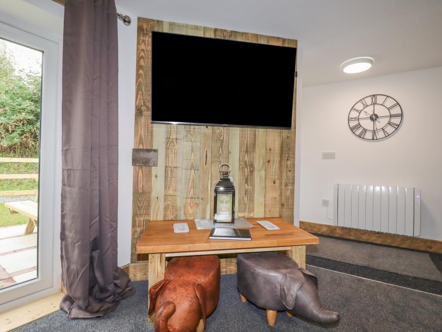 Stall 2 - The Stables
