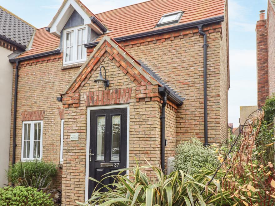 STAKS Cottage