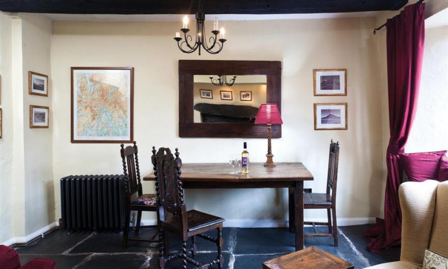 Old Oak Cottage