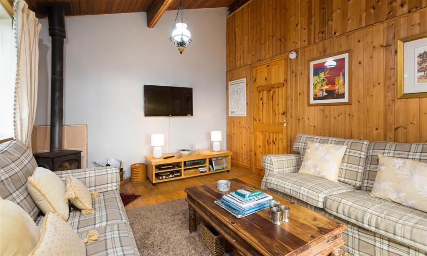 Lake Lodge