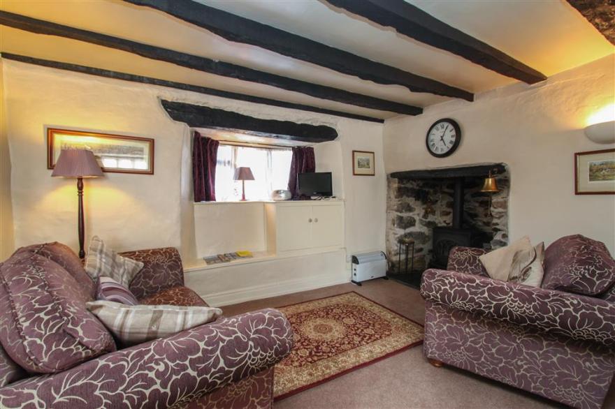 How Head Cottage