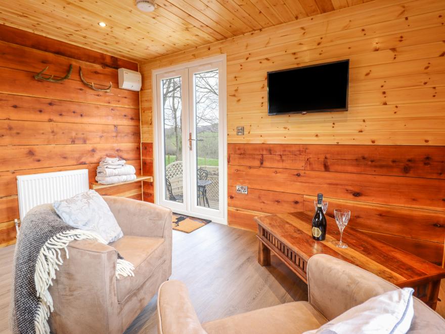 Stag Lodge Pod