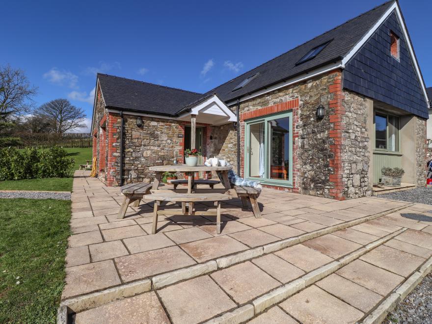 Barcud Cottage