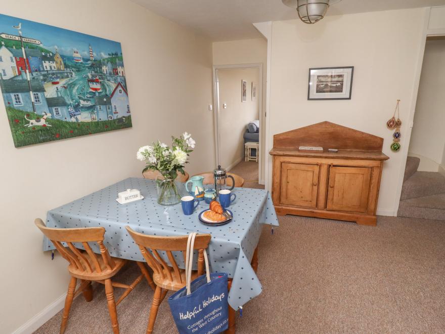 9 Harefield Cottages