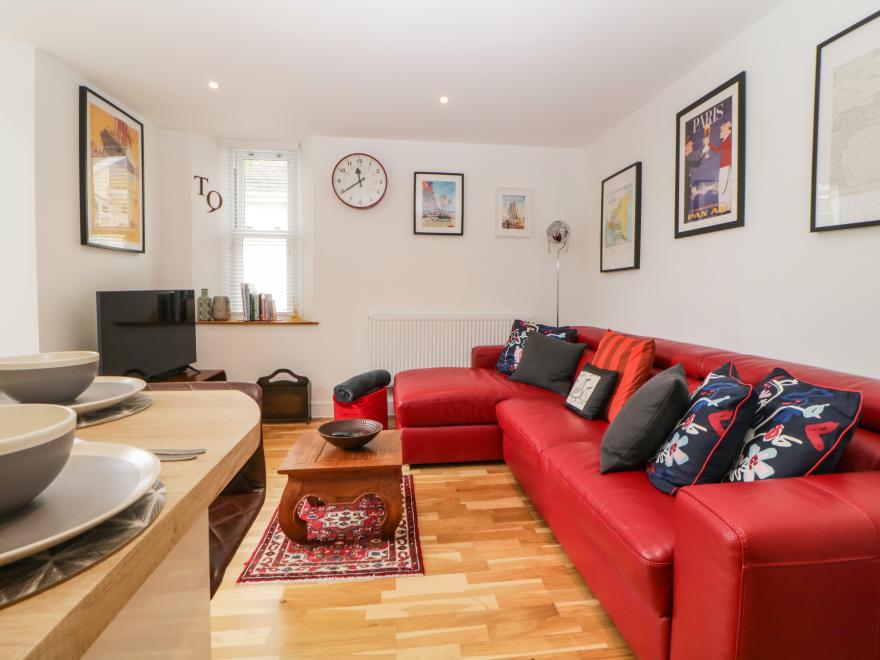 Apartment 4 10 Somers Court