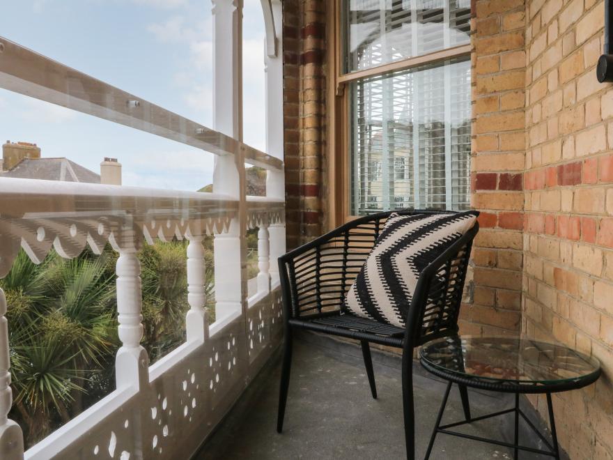 7 Belgrave Apartments