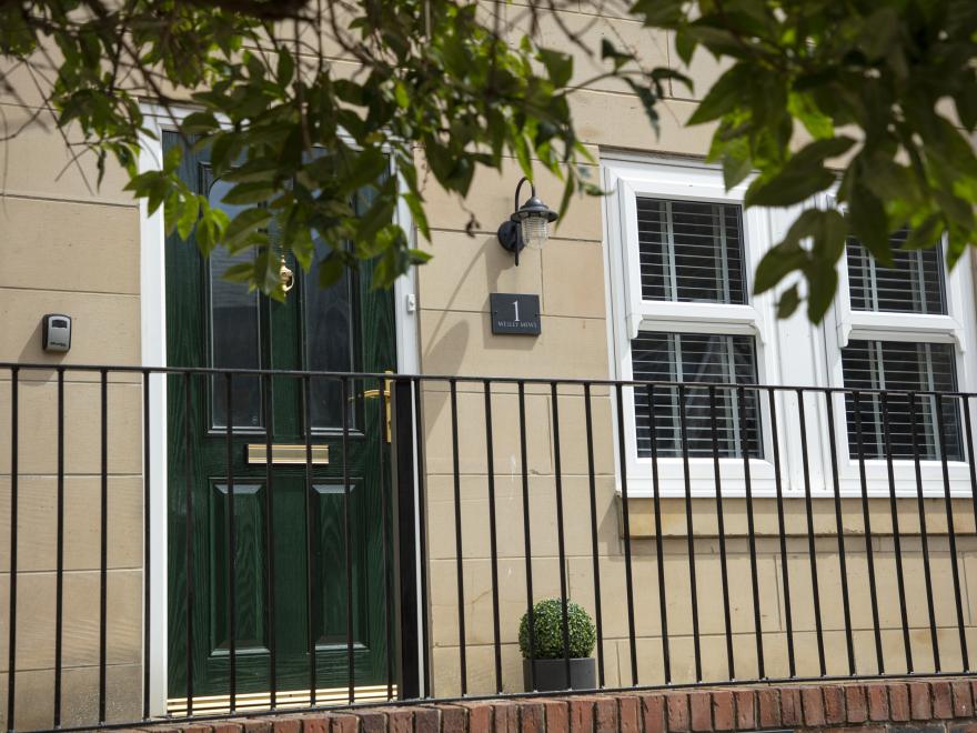 1 Wesley Mews