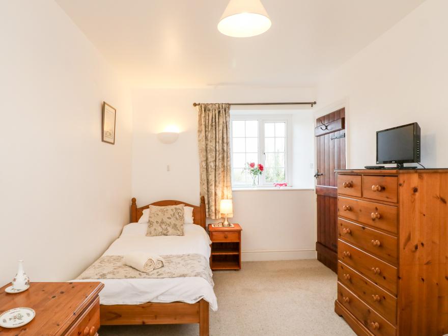 Littleham Court Cottage