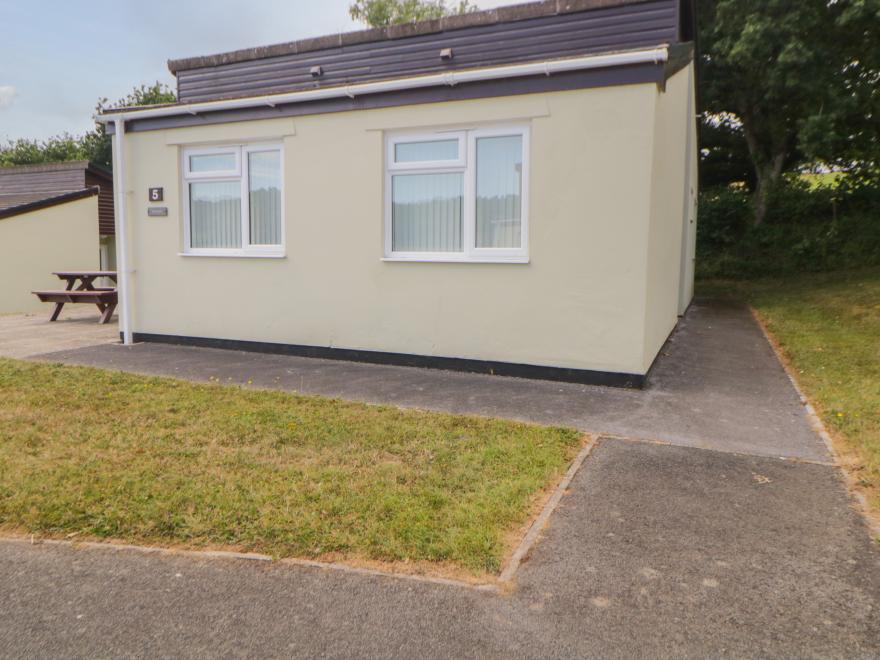 Harcombe House  Bungalow 5